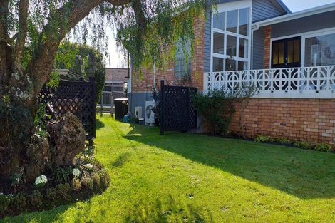 Photo of property in 14 Queenwood Avenue, Queenwood, Hamilton, 3210
