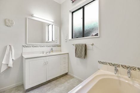 Photo of property in 231 Bay View Road, Saint Clair, Dunedin, 9012