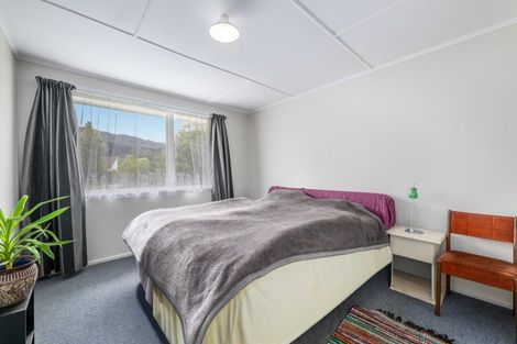 Photo of property in 14 Wairau Road, Picton, 7220