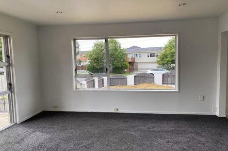 Photo of property in 1/106 Colwill Road, Massey, Auckland, 0614