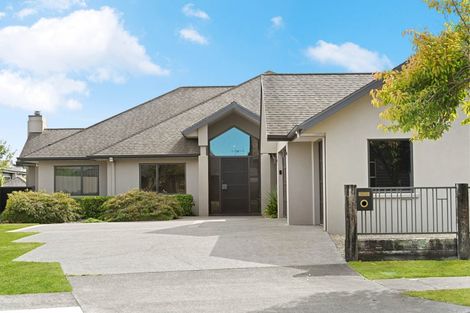 Photo of property in 14 Winslow Court, Huntington, Hamilton, 3210