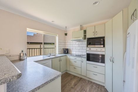Photo of property in 6 Newbury Place, Taradale, Napier, 4112