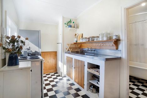 Photo of property in 7 Wallace Street, Featherston, 5710
