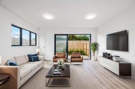 Photo of property in 43b/4 Waimumu Road, Massey, Auckland, 0614