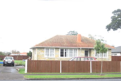 Photo of property in 2/94 Browns Road, Manurewa, Auckland, 2102