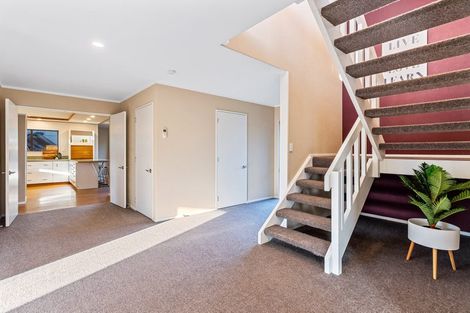 Photo of property in 6 The Avenue, Paraparaumu Beach, Paraparaumu, 5032