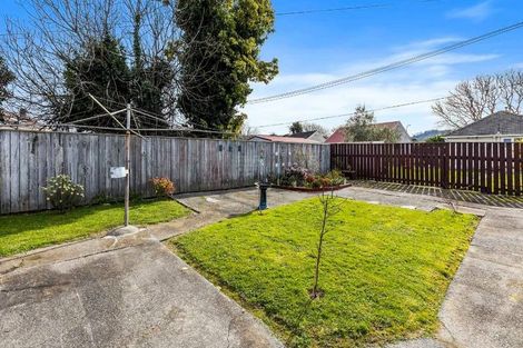 Photo of property in 17 Hewer Crescent, Naenae, Lower Hutt, 5011