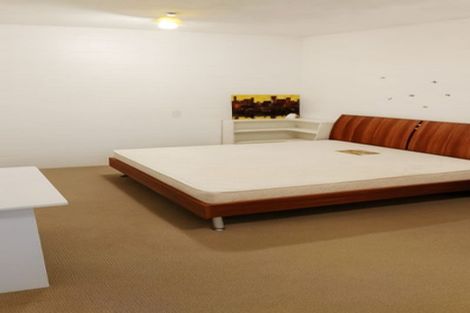 Photo of property in 118 Pupuke Road, Hillcrest, Auckland, 0627