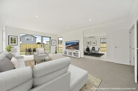 Photo of property in 20 Tyler Davies Drive, Red Beach, 0932