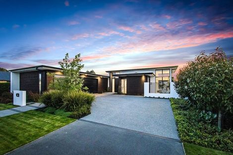 Photo of property in 16 Mersham Drive, Prebbleton, 7604