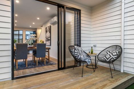 Photo of property in 4/14 Roland Hill, Glen Eden, Auckland, 0602