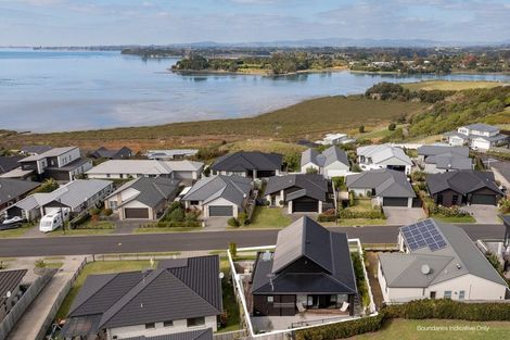 Photo of property in 50 Bert Wall Drive, Omokoroa, 3114