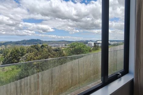 Photo of property in 11 Silverhill Lane, Silverdale, 0932