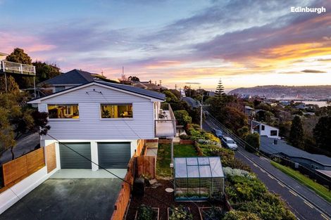 Photo of property in 45 Shandon Road, Vauxhall, Dunedin, 9013