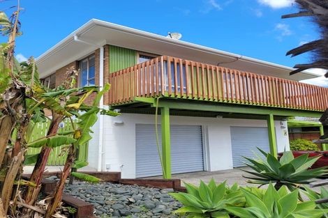 Photo of property in 18 Reynella Drive, Massey, Auckland, 0614