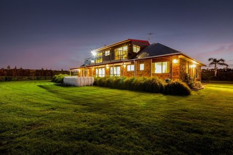 Photo of property in 957 Main Road North, Onaero, Waitara, 4383