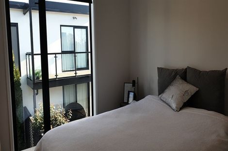 Photo of property in 4/275 Kilmore Street, Christchurch Central, Christchurch, 8011