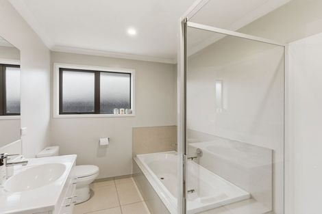 Photo of property in 40 Parklea Avenue, Halswell, Christchurch, 8025