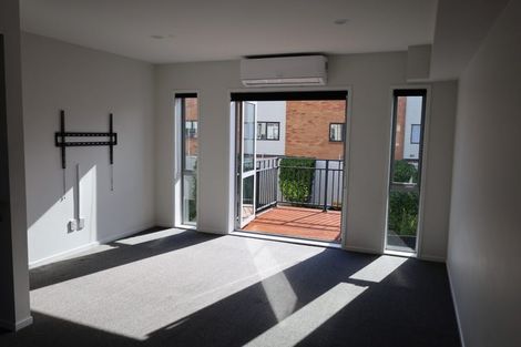 Photo of property in 60 Niu Lane, Te Atatu South, Auckland, 0610