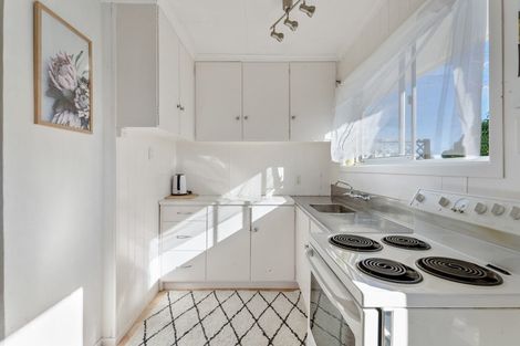 Photo of property in 41 Doone Street, Lynmouth, New Plymouth, 4310