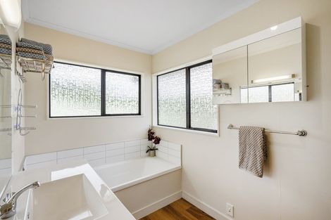 Photo of property in 57 Kapanui Road, Waikanae, 5036