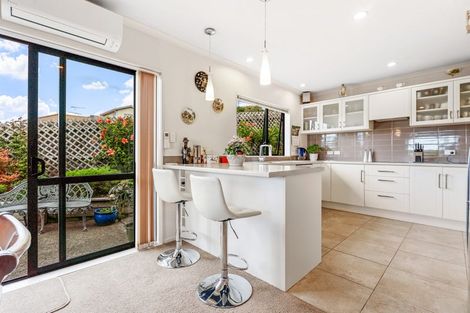 Photo of property in 3 Roseville Road, Gulf Harbour, Whangaparaoa, 0930