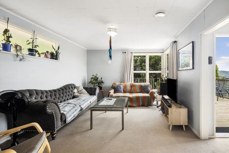 Photo of property in 33 Verviers Street, Karori, Wellington, 6012