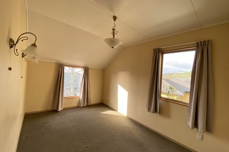 Photo of property in 8 Orpington Place, Stoke, Nelson, 7011