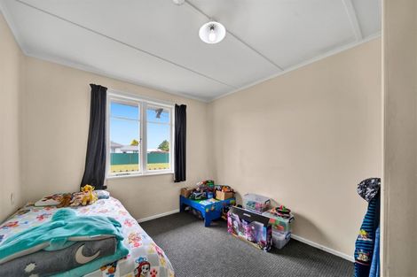 Photo of property in 48 Turuturu Road, Hawera, 4610