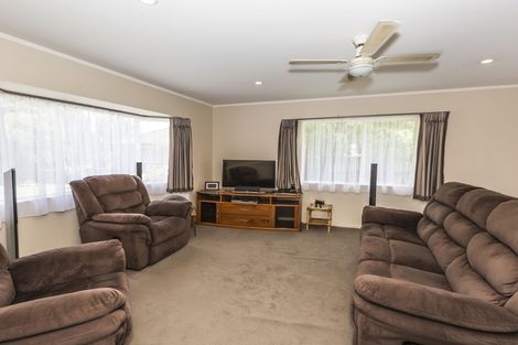 Photo of property in 168 Queen Street, Waiuku, 2123