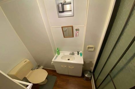 Photo of property in 13 Hatherlow Street, Glenfield, Auckland, 0629