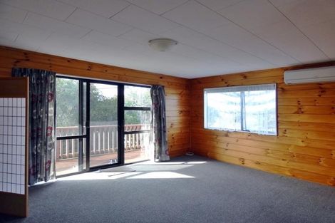 Photo of property in 57 Cliff View Drive, Green Bay, Auckland, 0604