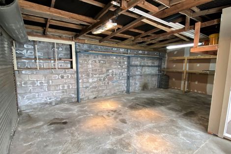 Photo of property in 8 Hunua Road, Papakura, 2110