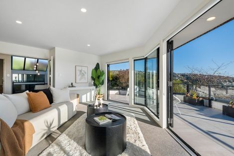 Photo of property in 8 Lookaway Place, Huntsbury, Christchurch, 8022