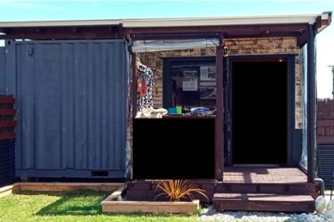 Photo of property in 1 Tramway Street, Ross, 7812