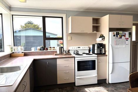 Photo of property in 4 London Street, Weston, Oamaru, 9401