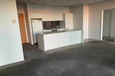 Photo of property in Sentinel Apartments, 702/3 Northcroft Street, Takapuna, Auckland, 0622