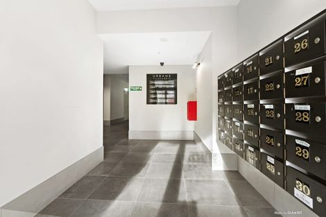Photo of property in Urbane Apartments, 5/29 Webb Street, Mount Cook, Wellington, 6011