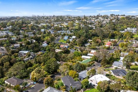 Photo of property in 1/114 Canongate Street, Birkdale, Auckland, 0626