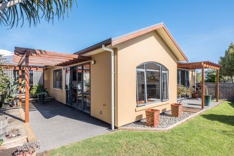 Photo of property in 3 Millennium Hill, Paraparaumu, 5032