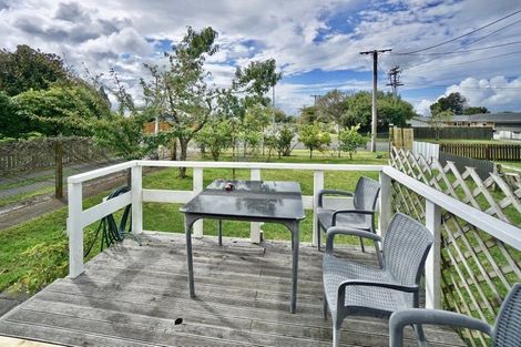 Photo of property in 14 Station Road, Te Puke, 3119