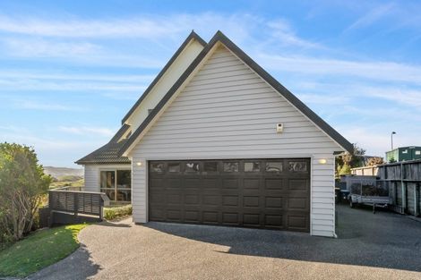 Photo of property in 69 Saint Ives Drive, Camborne, Porirua, 5026