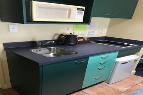 Photo of property in 6 Adams Avenue, Mount Maunganui, 3116