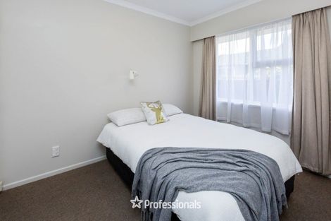 Photo of property in 2/6 Hay Street, Ebdentown, Upper Hutt, 5018