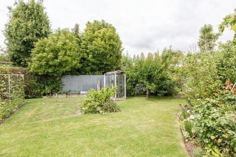 Photo of property in 2 Balmoral Street, Taradale, Napier, 4112