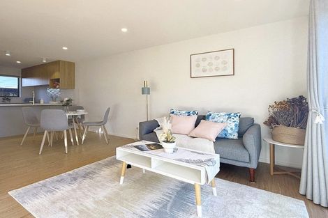 Photo of property in 5/17 Rewarewa Road, Te Atatu Peninsula, Auckland, 0610