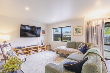 Photo of property in 12c Johnson Street, Waipawa, 4210