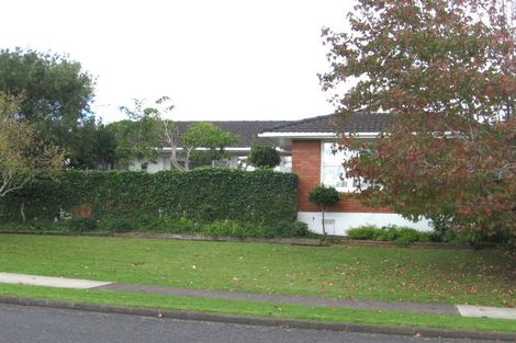 Photo of property in 20 Priestley Drive, Bucklands Beach, Auckland, 2014