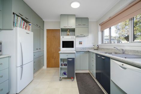Photo of property in 17 Molesworth Place, Somerfield, Christchurch, 8024