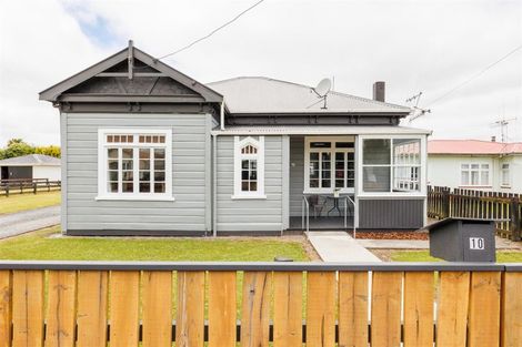 Photo of property in 10 Rira Street, Marton, 4710